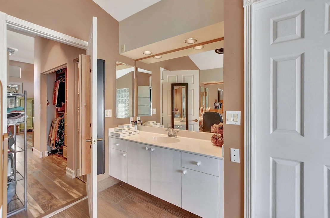 Photo of 20219 Ocean Key Drive