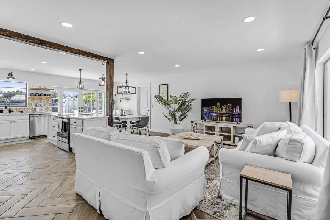 Photo of 337 Cypress Lane