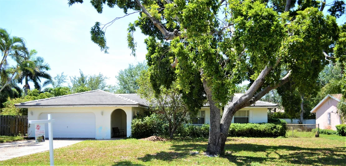 Photo of 330 Ross Drive