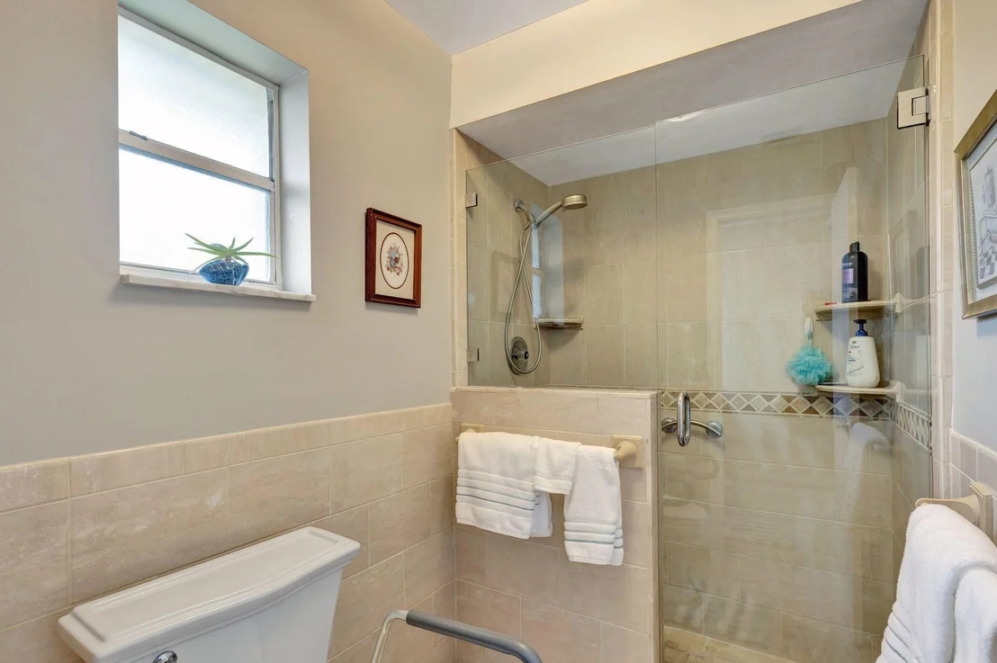 Photo of 86 W Coconut Drive