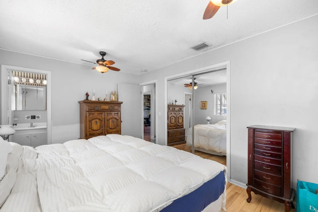 Photo of 404 SE 7th Avenue