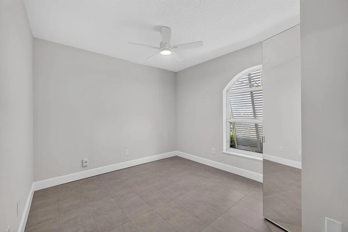 Photo of 6193 SE WINDSONG Lane