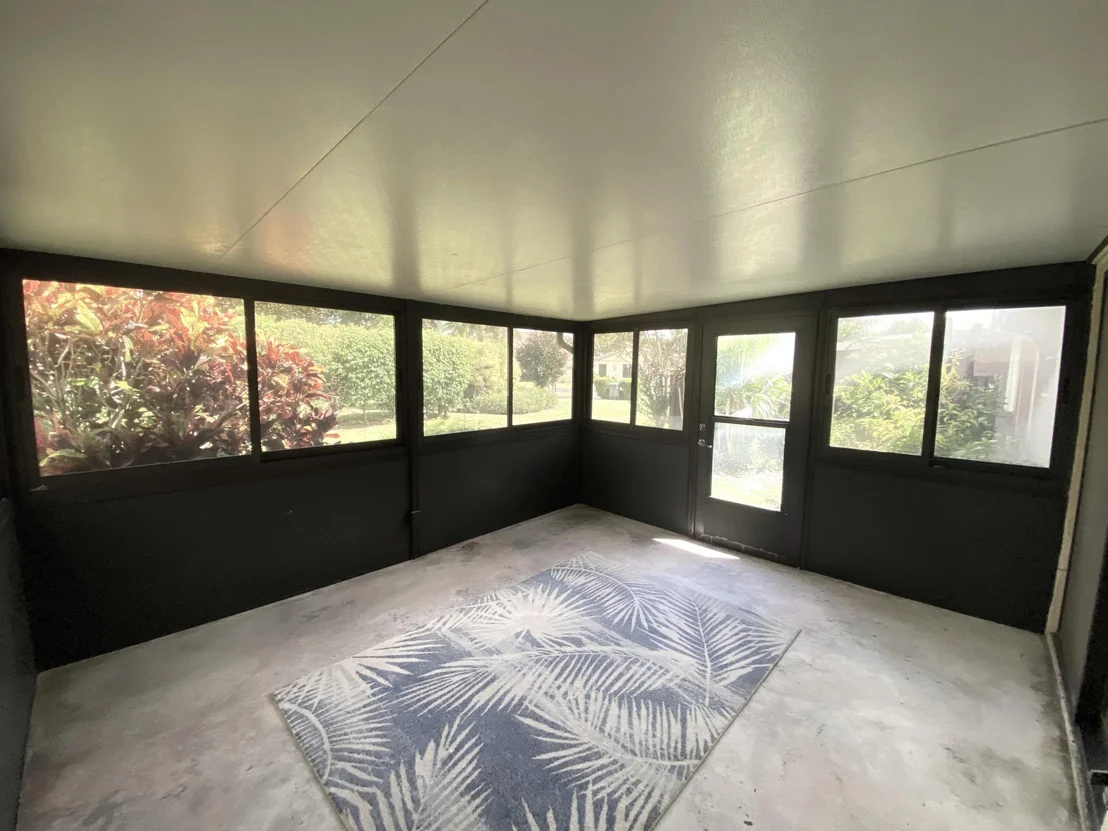 Photo of 5304 Mirror Lakes Boulevard