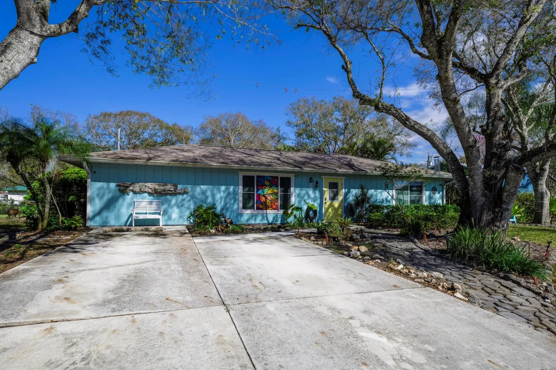 Photo of 7910 James Road
