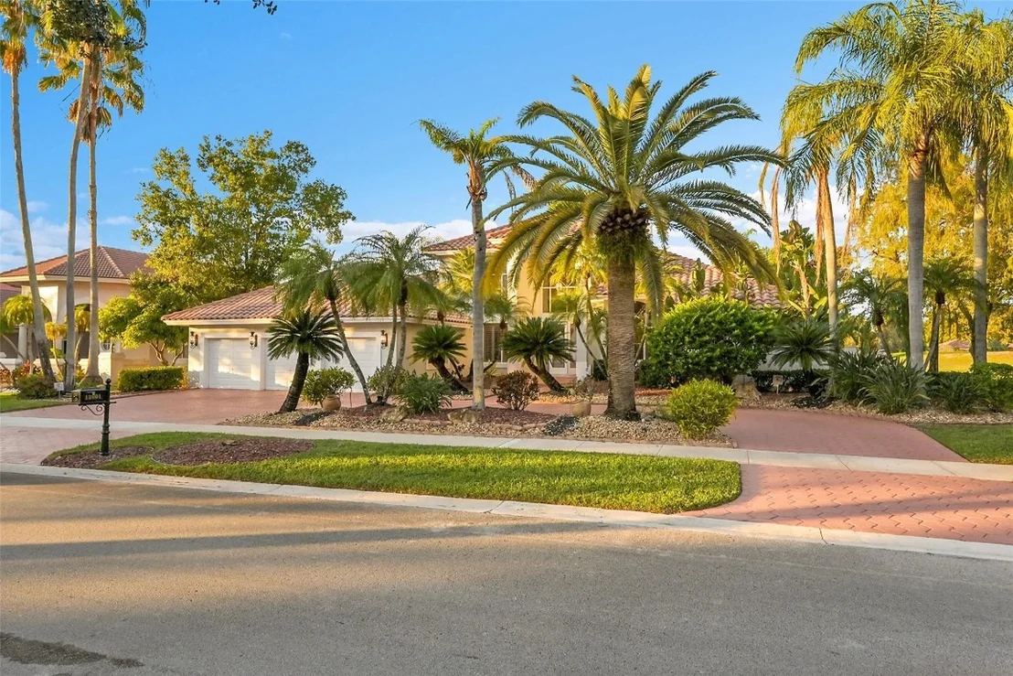 Photo of 12601 Eagle Trace Boulevard