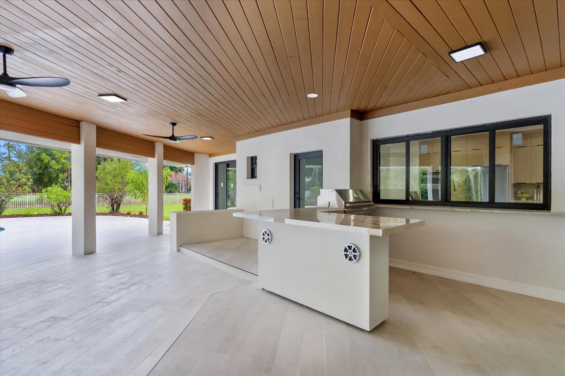 Photo of 460 Glenbrook Drive