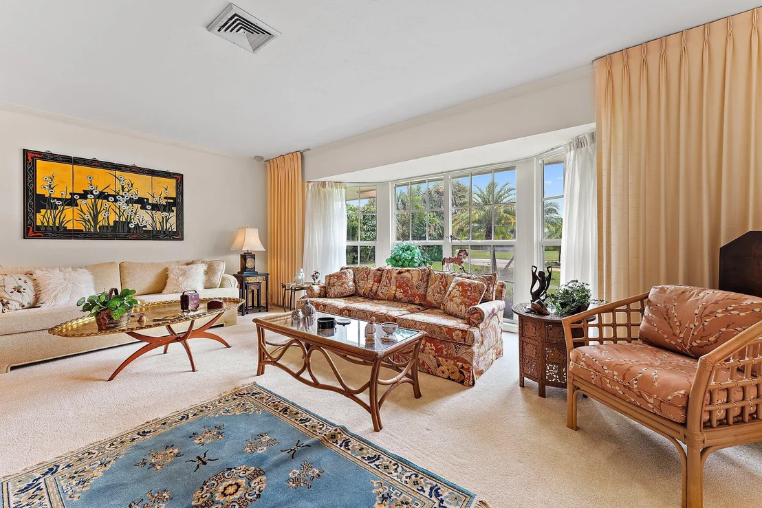 Photo of 138 SE Turtle Creek Drive