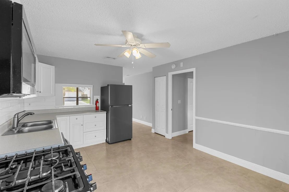 Photo of 5805 Ithaca Circle E
