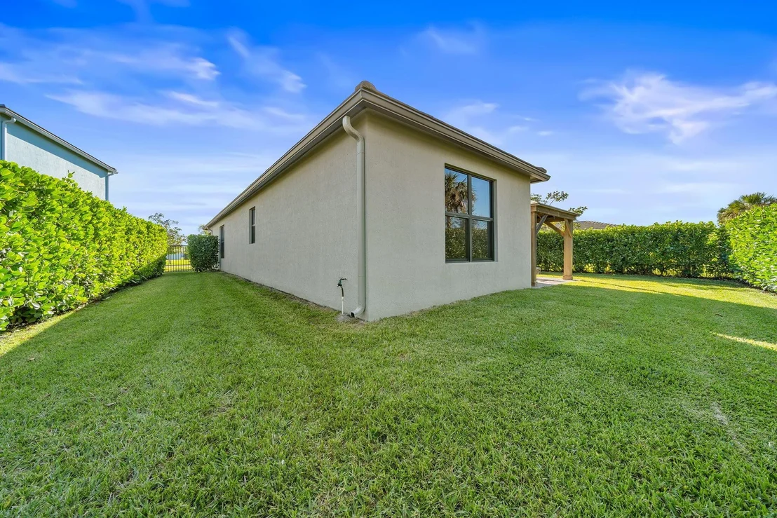 Photo of 5503 Starfish Road