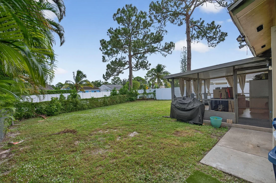 Photo of 102 Cedar Court