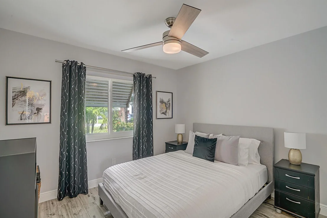 Photo of 514 Enfield Road