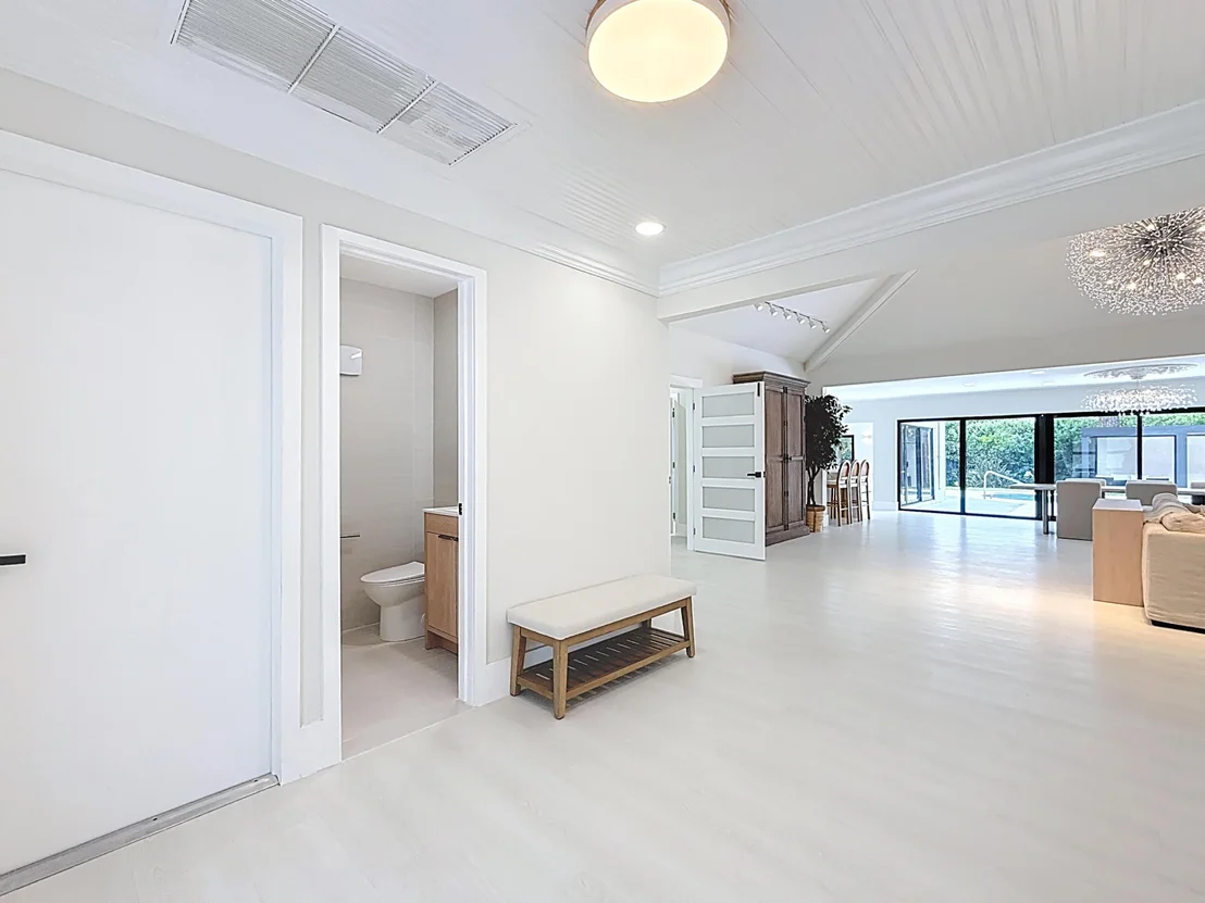 Photo of 5100 Pineview Circle
