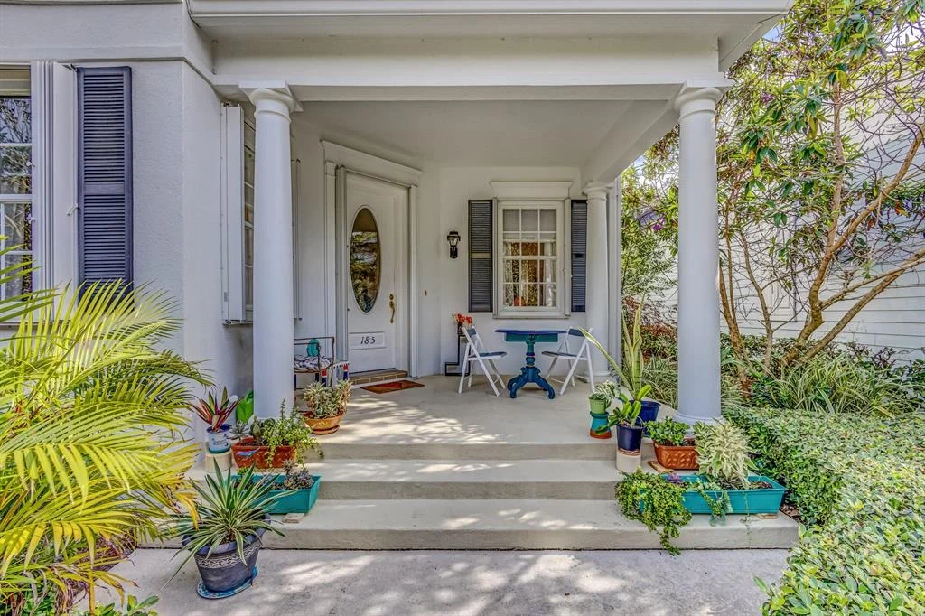 Photo of 185 Barbados Drive