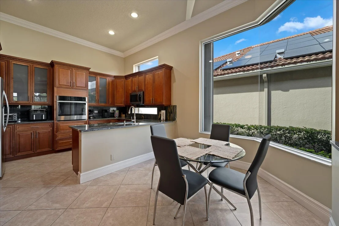 Photo of 10463 Laurel Estates Lane