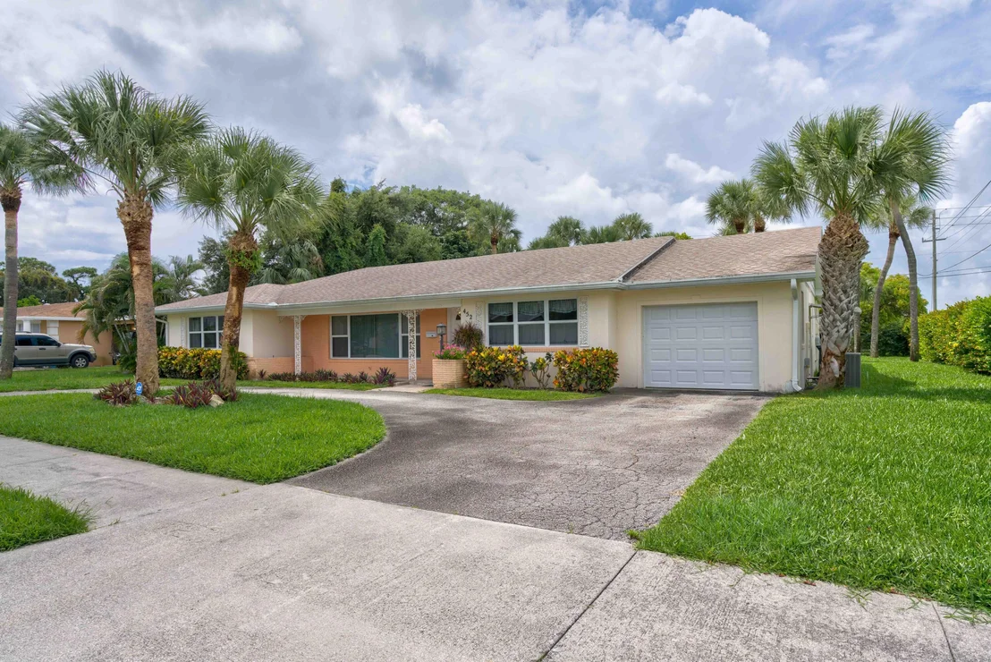 Photo of 452 Date Palm Drive