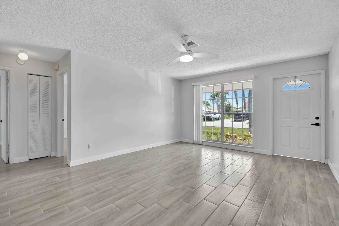 Photo of 4368 SE Hamilton Lane