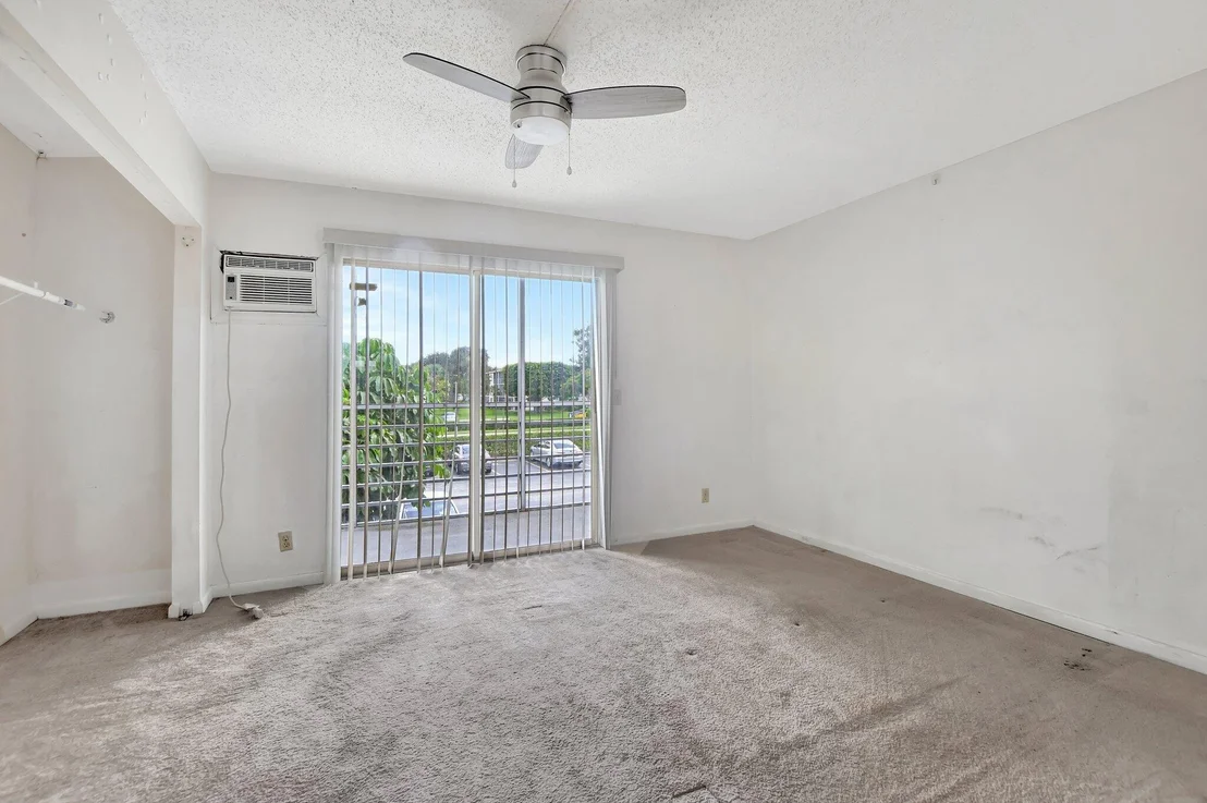 Photo of Unit D at 147 Brighton D
