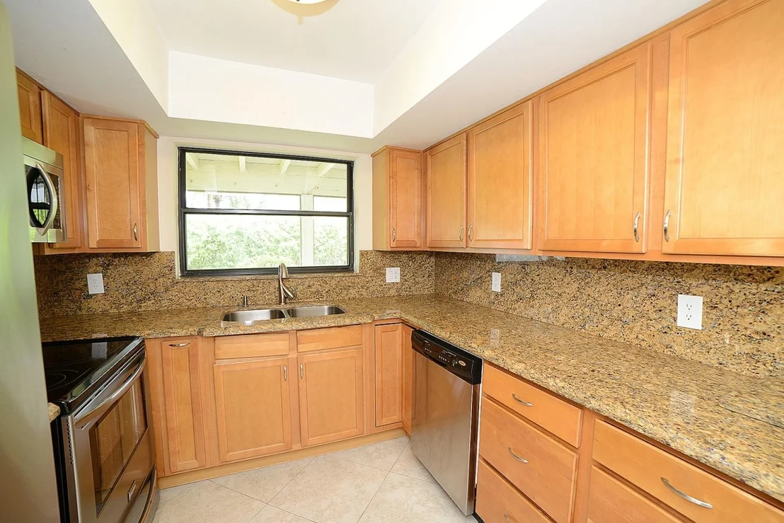 Photo of 17593 Weeping Willow Trail