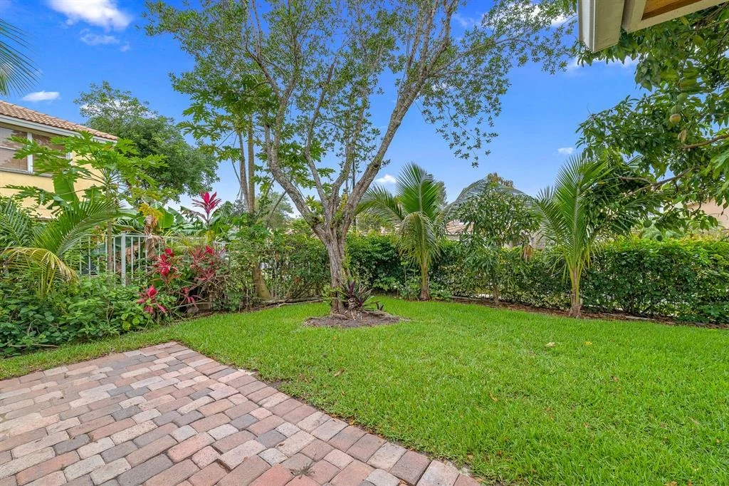 Photo of 3350 Commodore Court