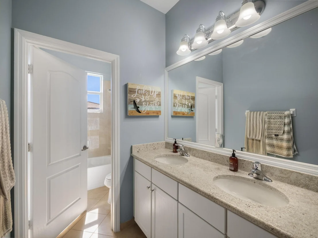 Photo of 115 Behring Way