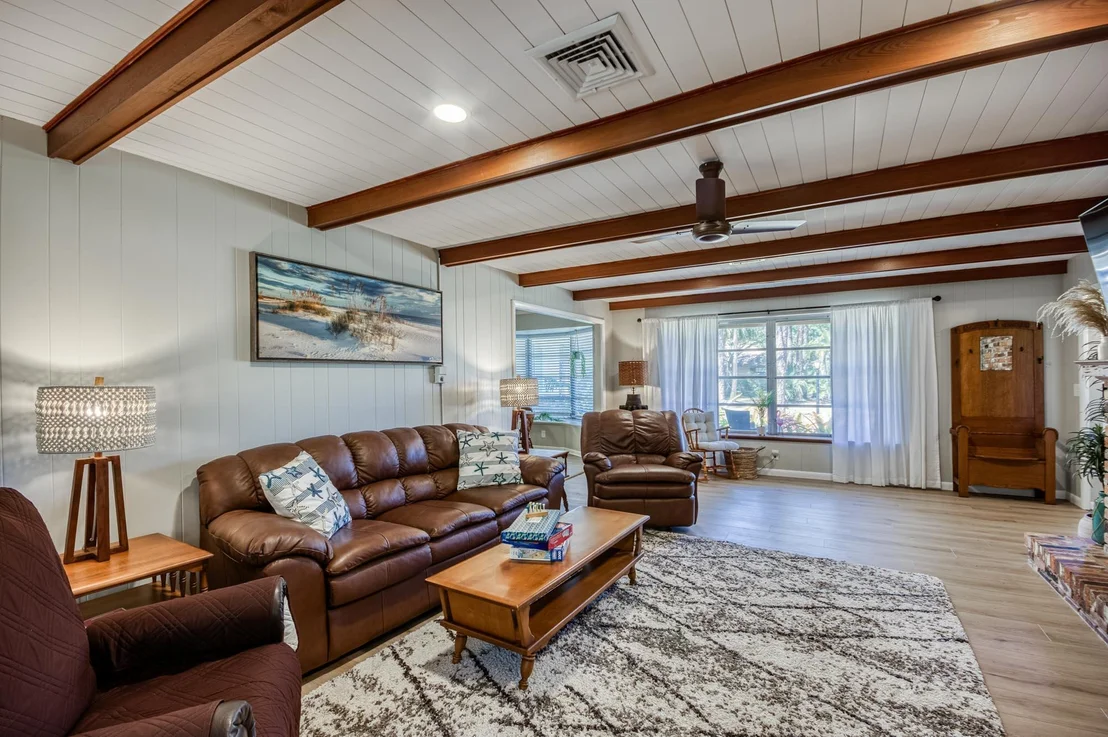 Photo of 5528 Hibiscus Road