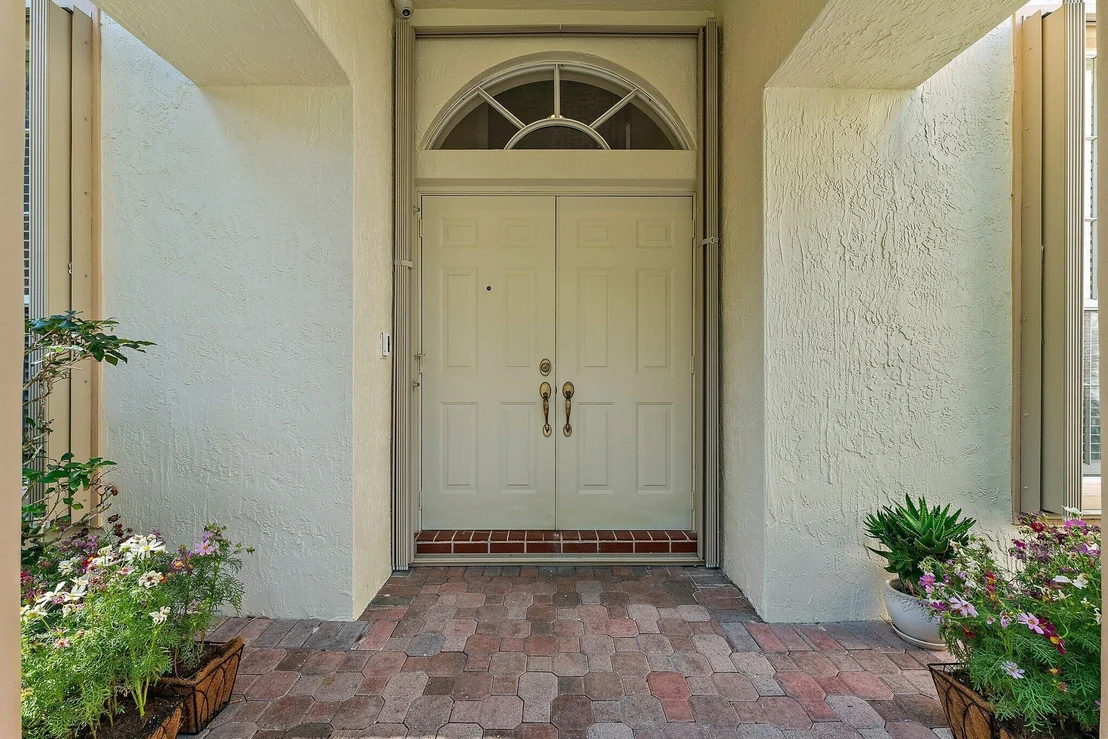 Photo of 259 Cardinal Lane