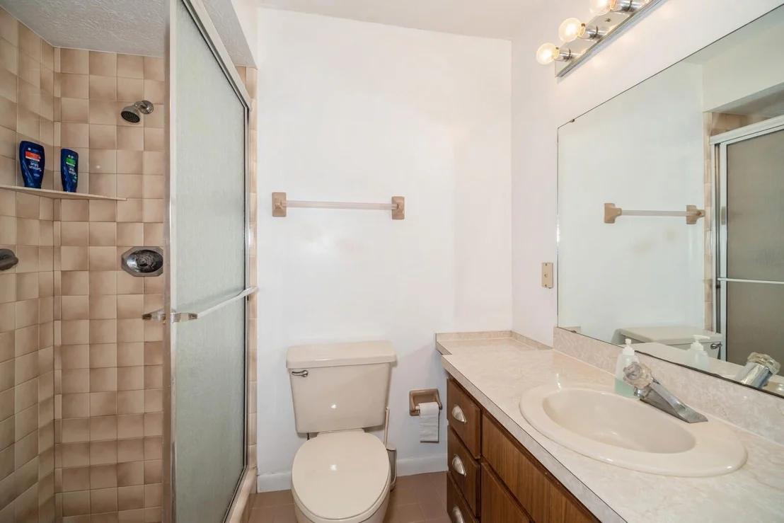 Photo of 6001 Palm Drive