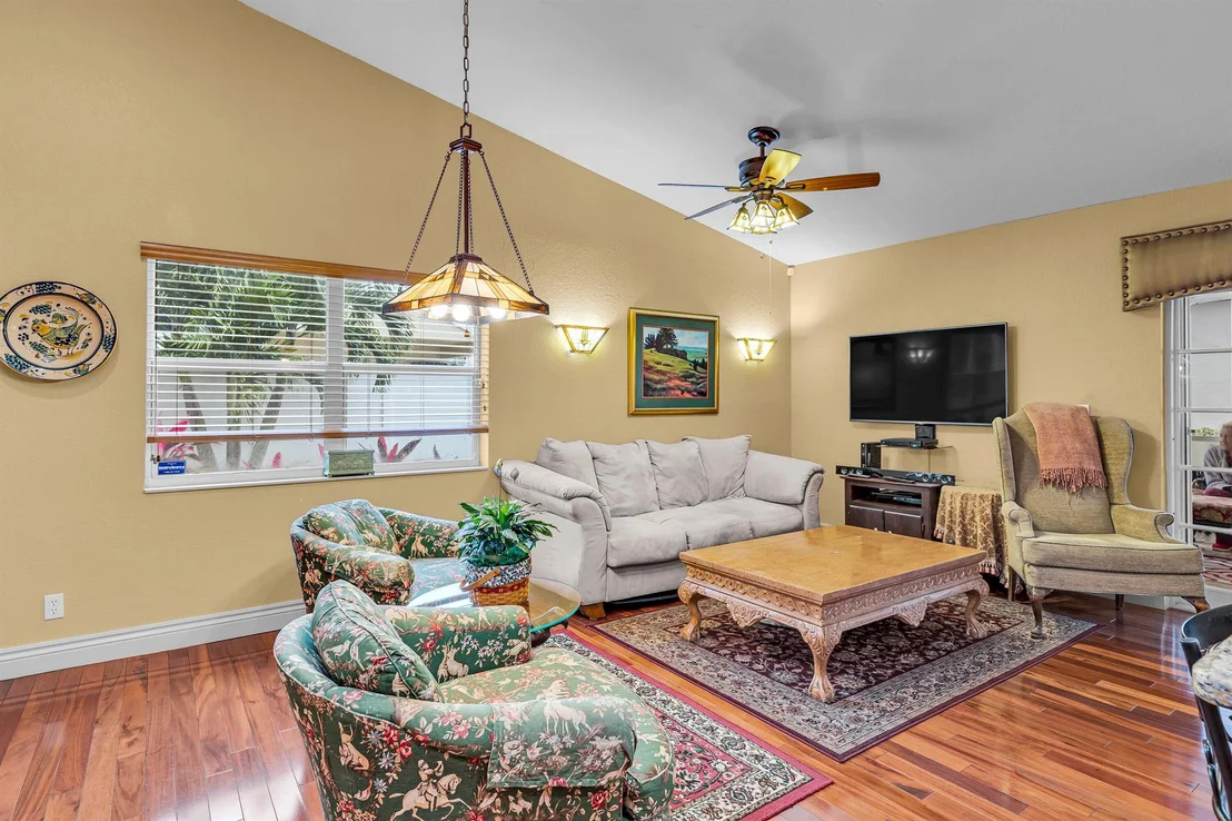 Photo of 3975 Sabal Lakes Road