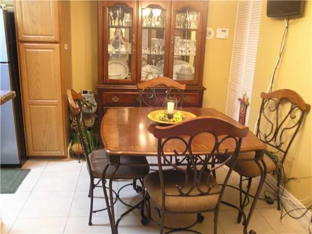 Photo of Unit 3101 at 921 Lyons Road
