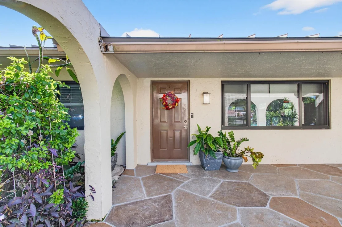 Photo of 714 Heron Drive