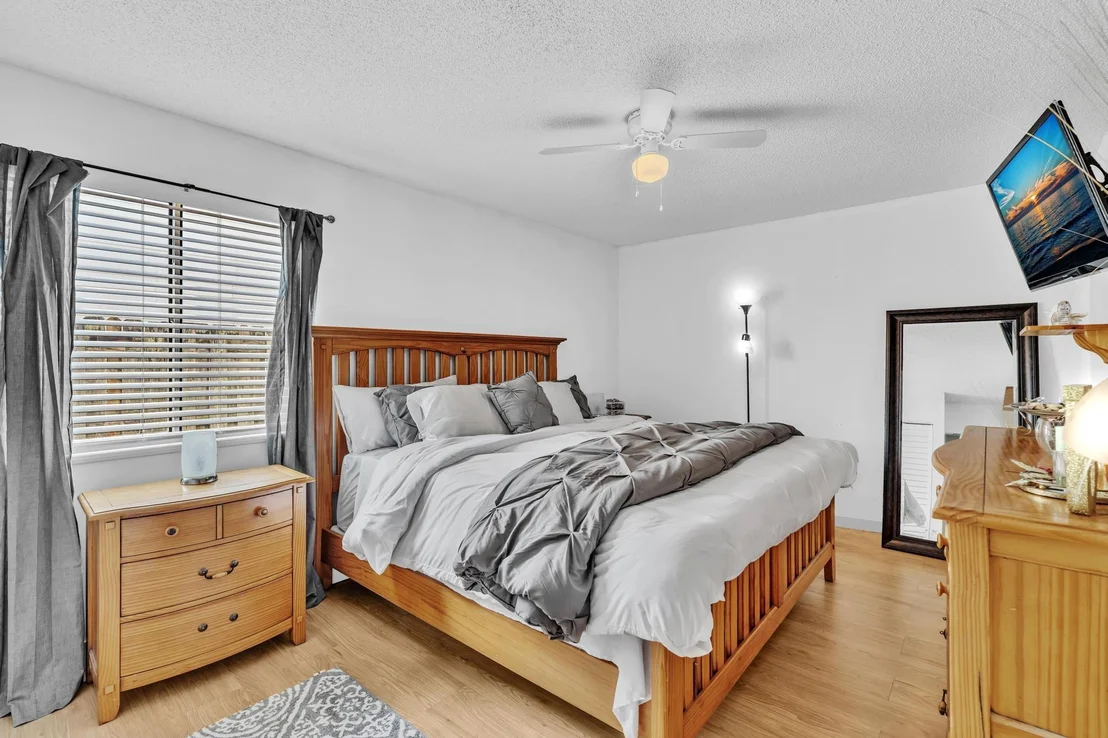 Photo of 8727 Spring Valley Drive
