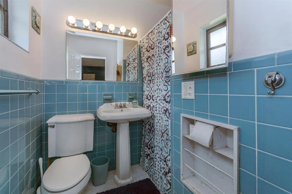 Photo of 409 Westwind Drive