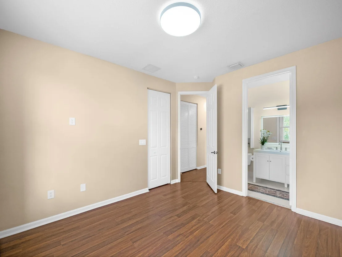 Photo of 2754 Danforth Terrace