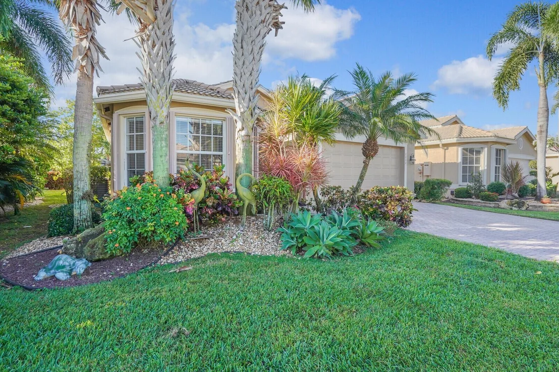Photo of 6808 Shamrock Trail