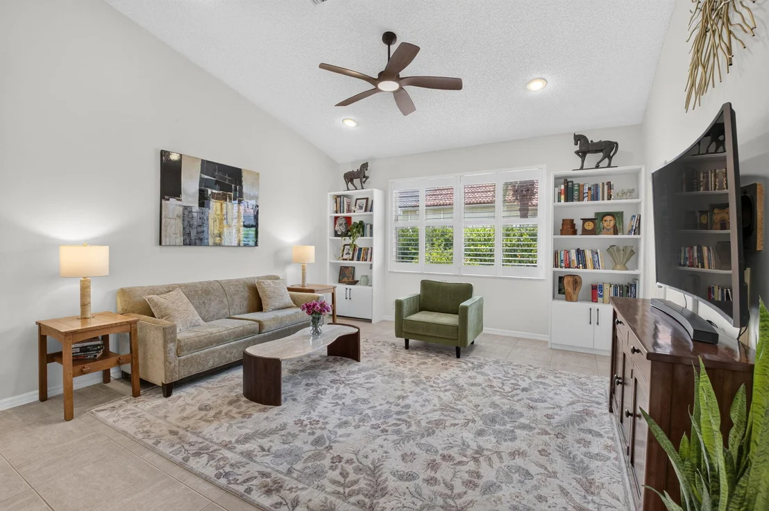 Photo of 6272 PETUNIA Road
