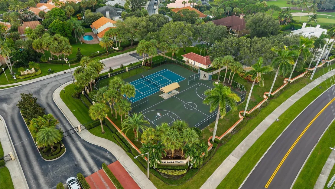 Photo of 2670 Tecumseh Drive