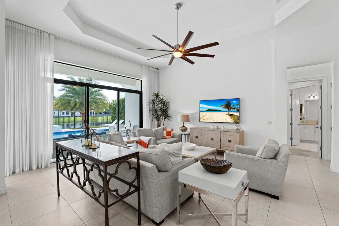 Photo of 16813 PAVILION Way