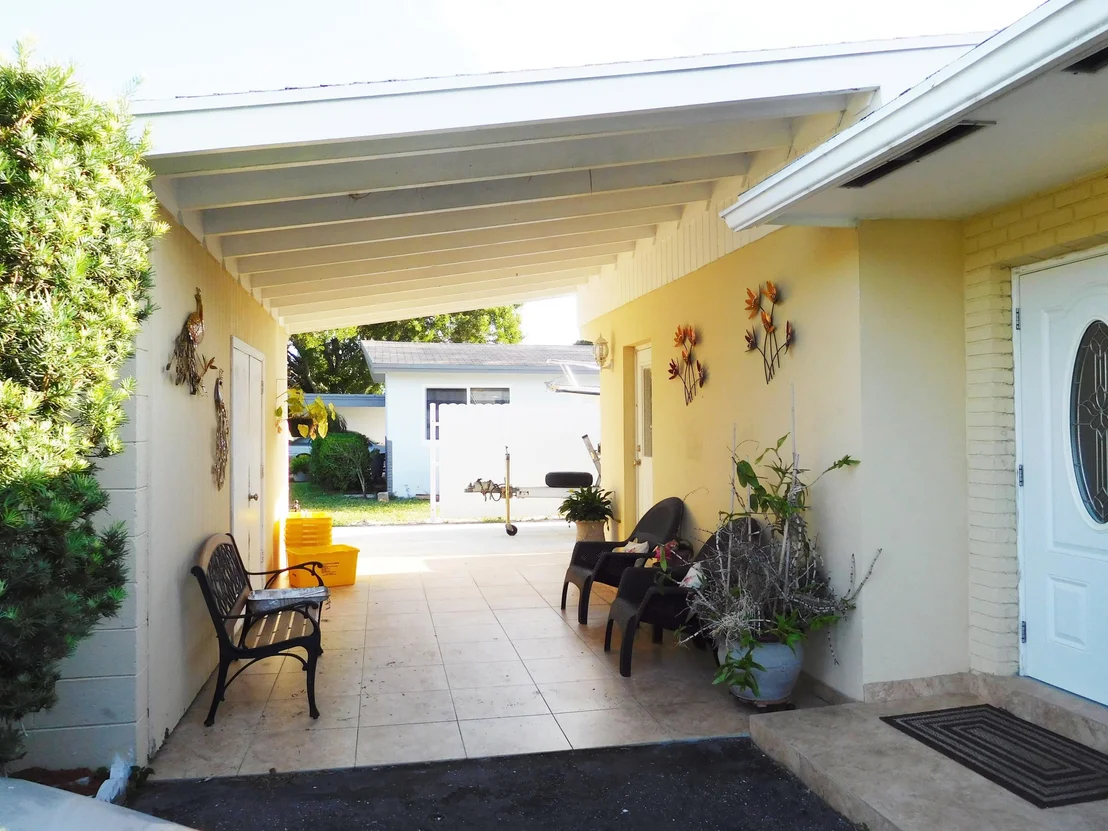 Photo of 349 Henthorne Drive