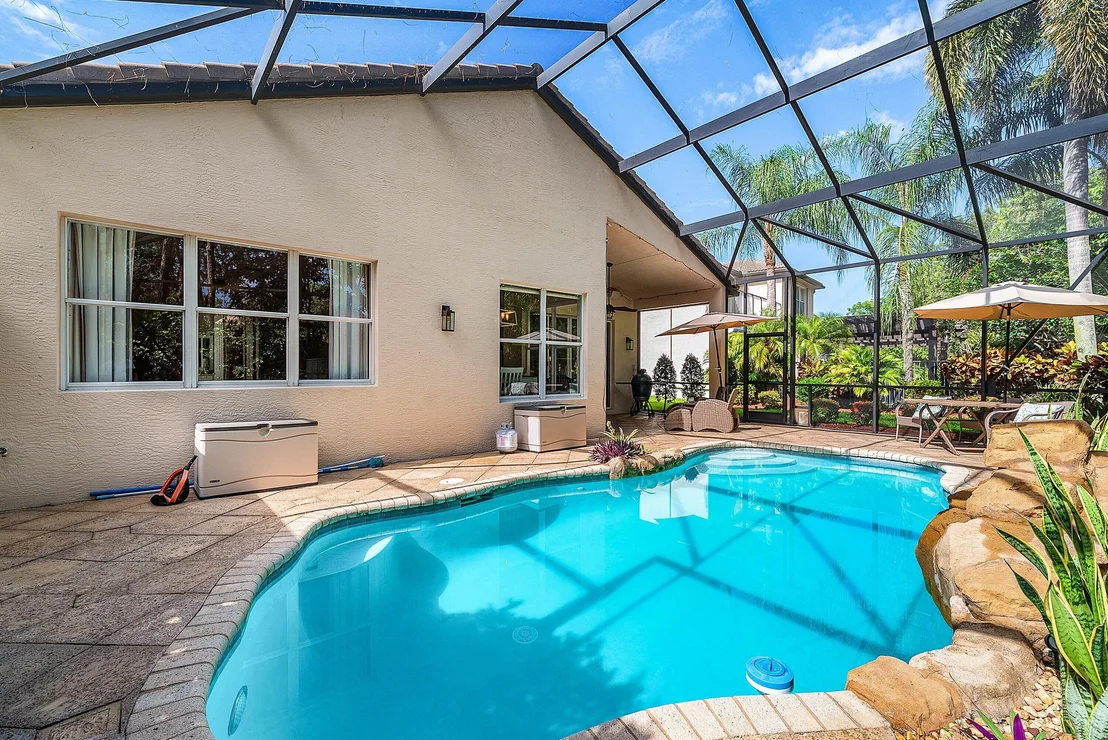 Photo of 8564 BREEZY OAK Way