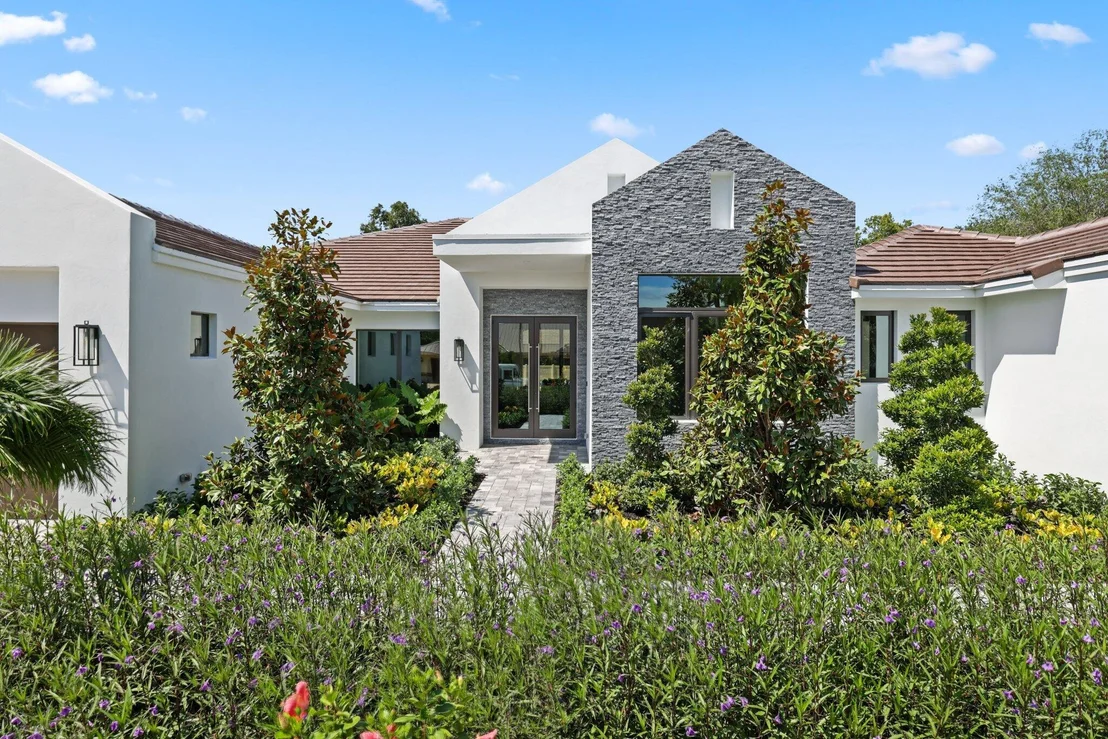Photo of 3155 Equestrian Drive