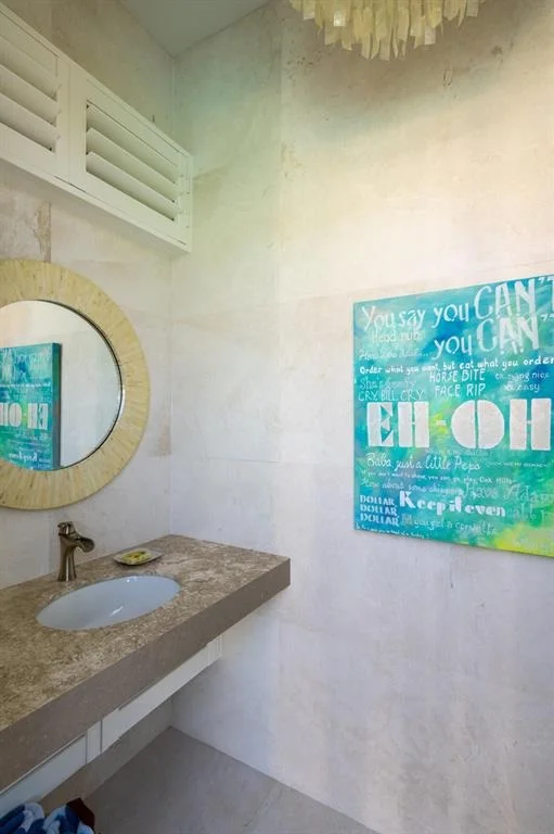 Photo of 535 White Pelican Circle