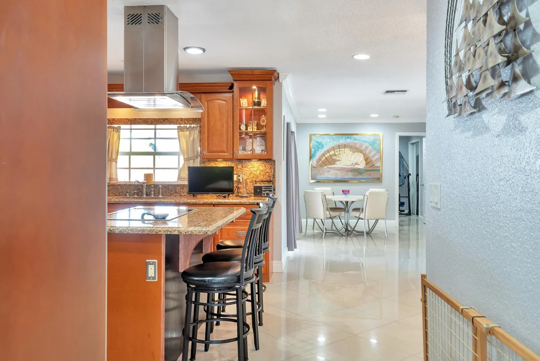 Photo of 3059 Emerald Lane