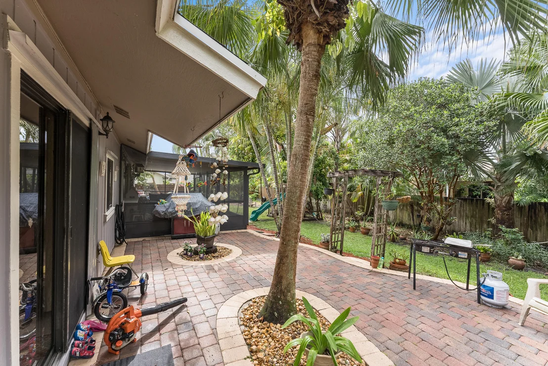 Photo of 56 W Rubber Tree Drive