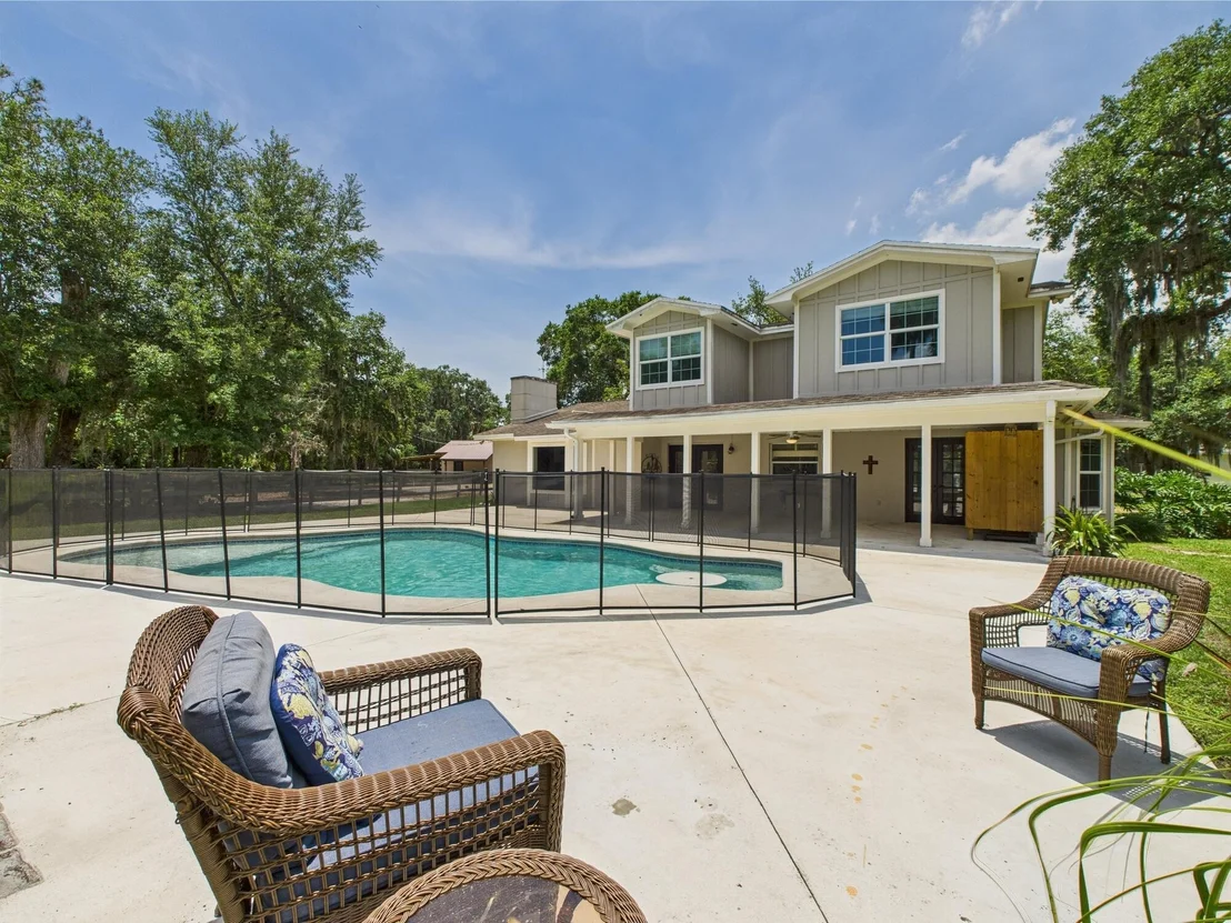 Photo of 2045 SW 18th Lane