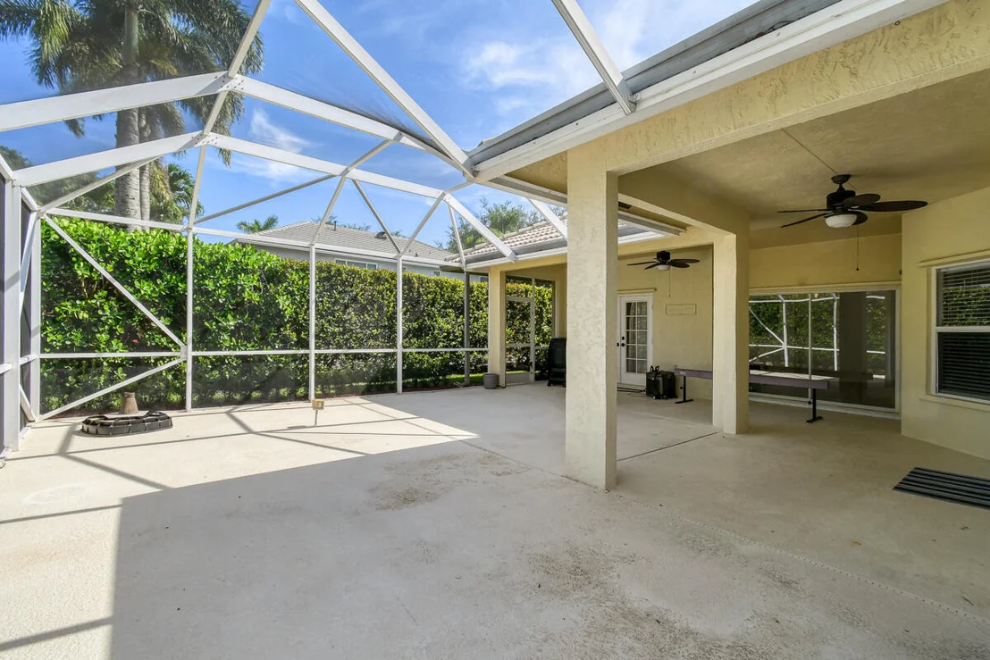 Photo of 1133 Egret Circle S