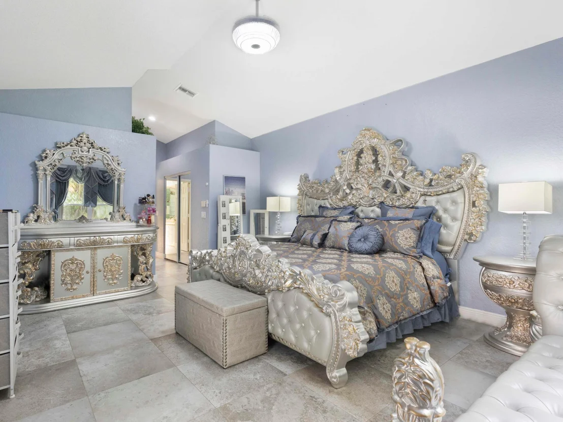 Photo of 5159 Brookview Drive