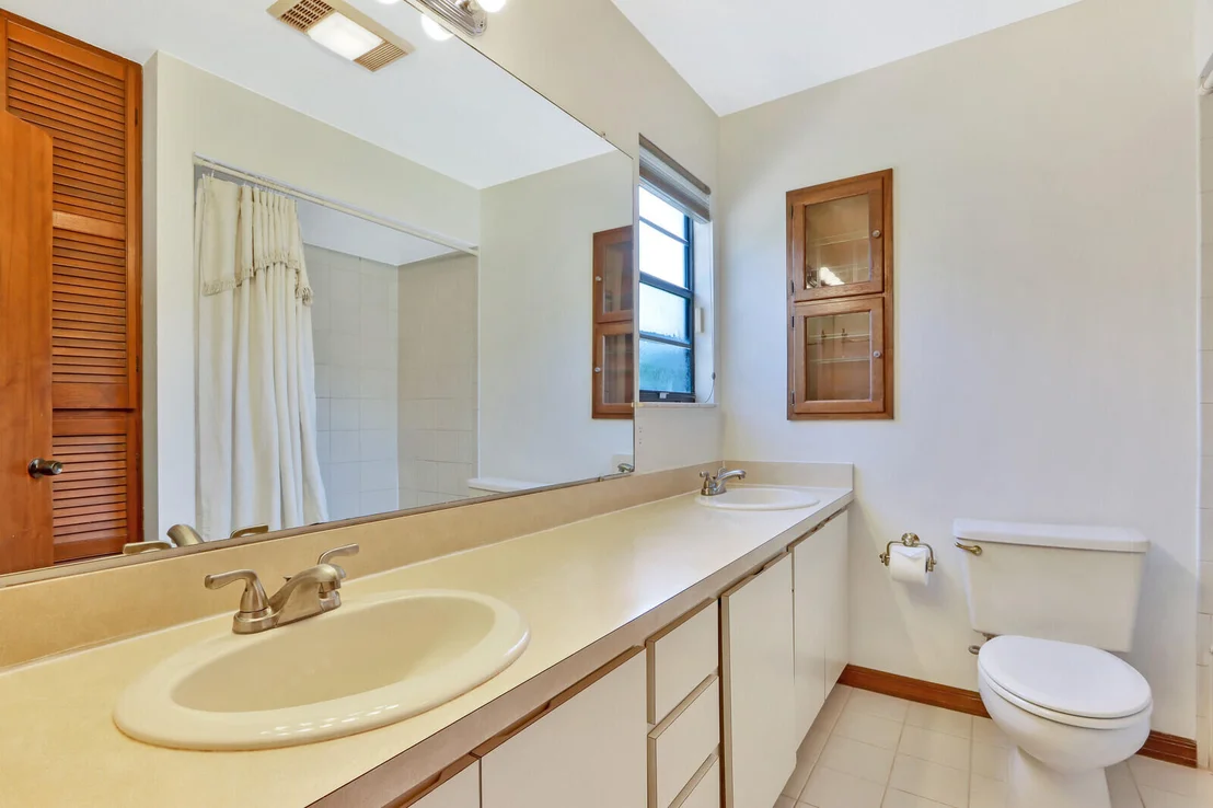 Photo of 713 Warren Drive