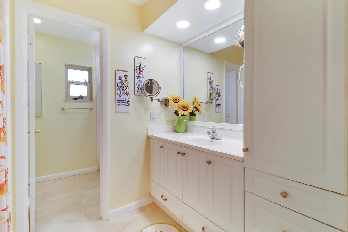 Photo of 3774 SE Fairway E