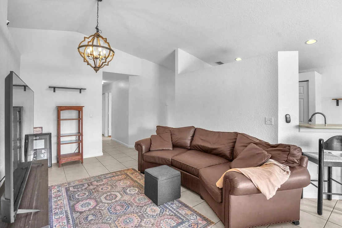 Photo of 5836 Azalea Circle