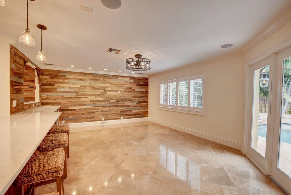 Photo of 327 Seneca Lane